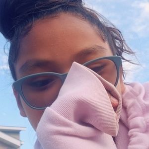 Meet your Posher, Amyah